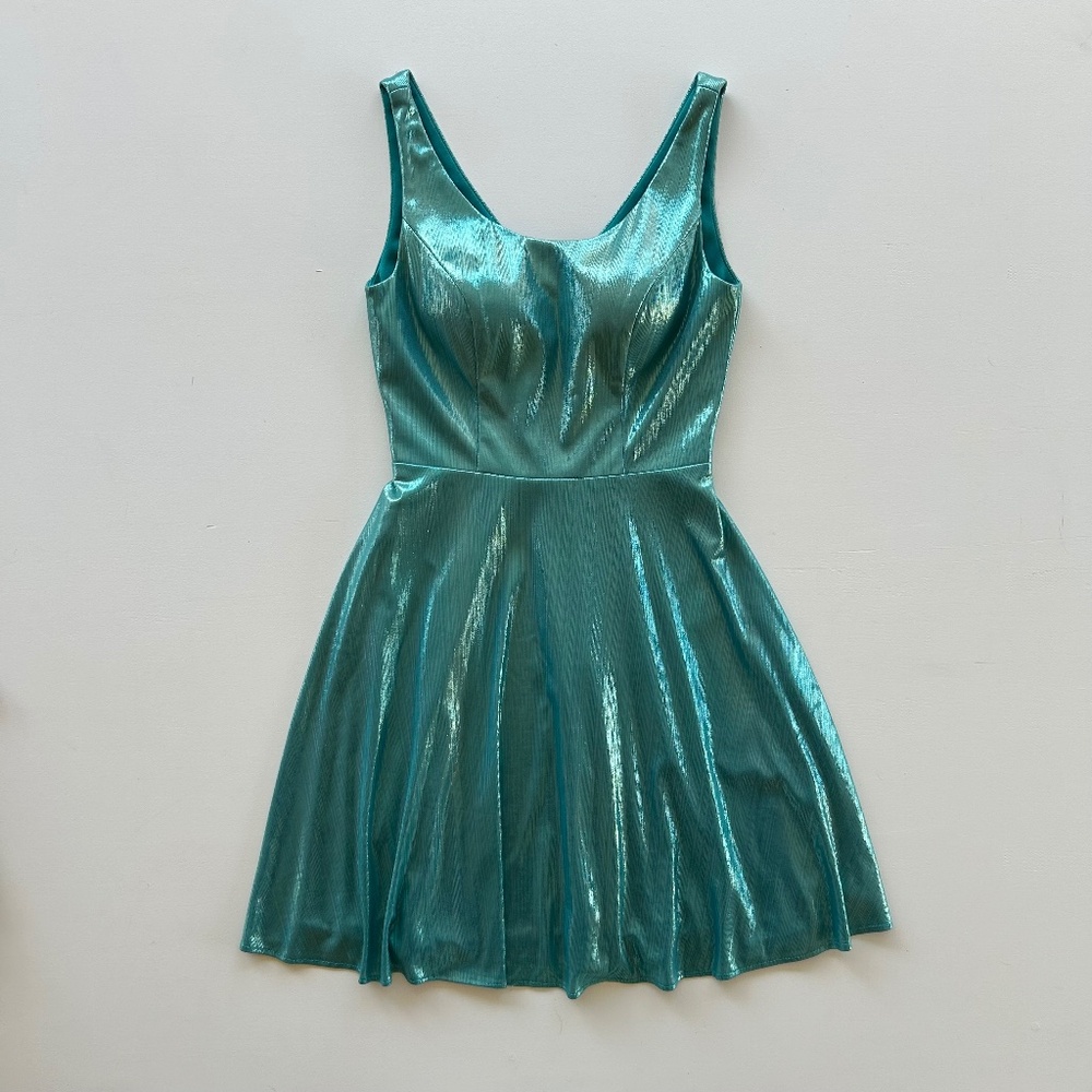 Ashley Lauren Prom Cocktail Dress Women's Size 2 Shimmery Metallic Blue